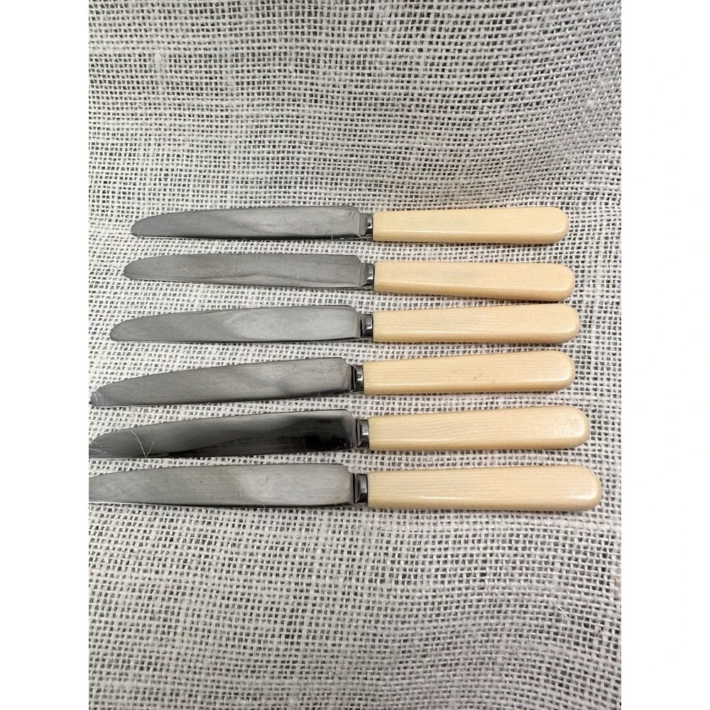 J.W. Cassidy Son Ltd England Stainless Steel Dinner Knives Cream Handle‎ Lot 6